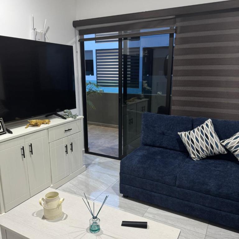 Marina Cerritos condominios - Three-Bedroom Apartment - 44