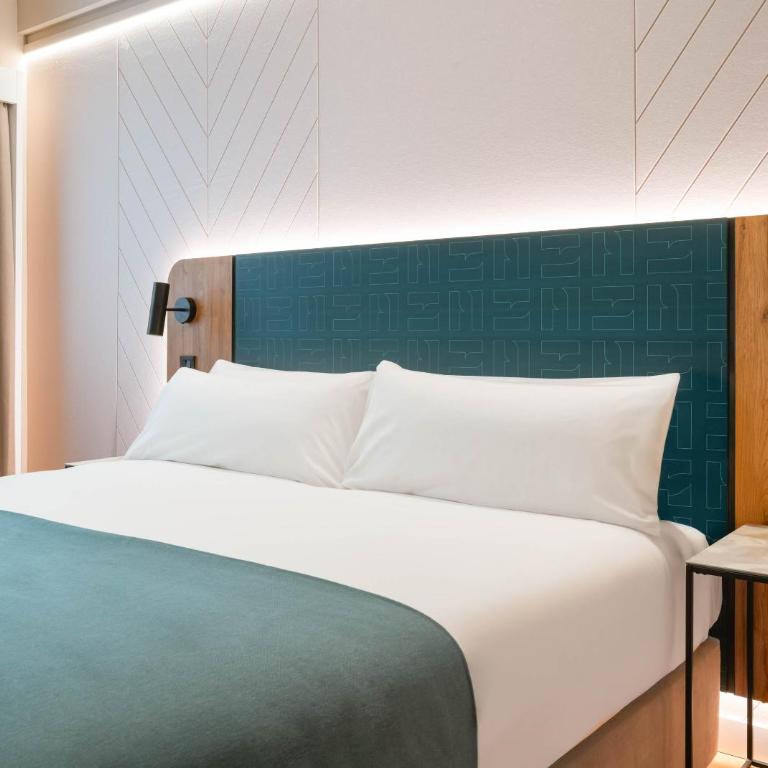 Hotel Major by Limehome - Queen Room - 7