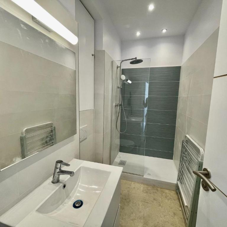 Centre Village CAP FERRAT vue exceptionnelle - Appartement 2 Chambres - 5
