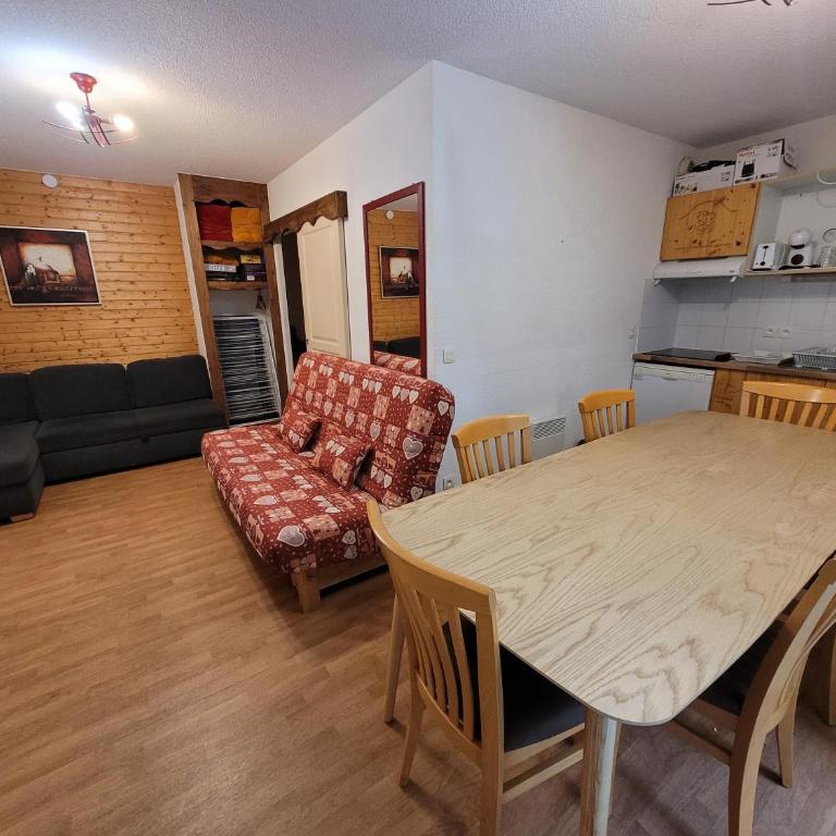 Hôte Altitude - Appartement 2 Chambres avec Terrasse - 13