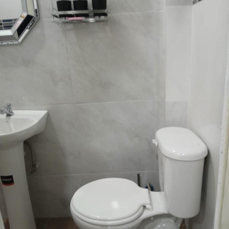 Spacious apartment with AC and terrace - Three-Bedroom Apartment - 22