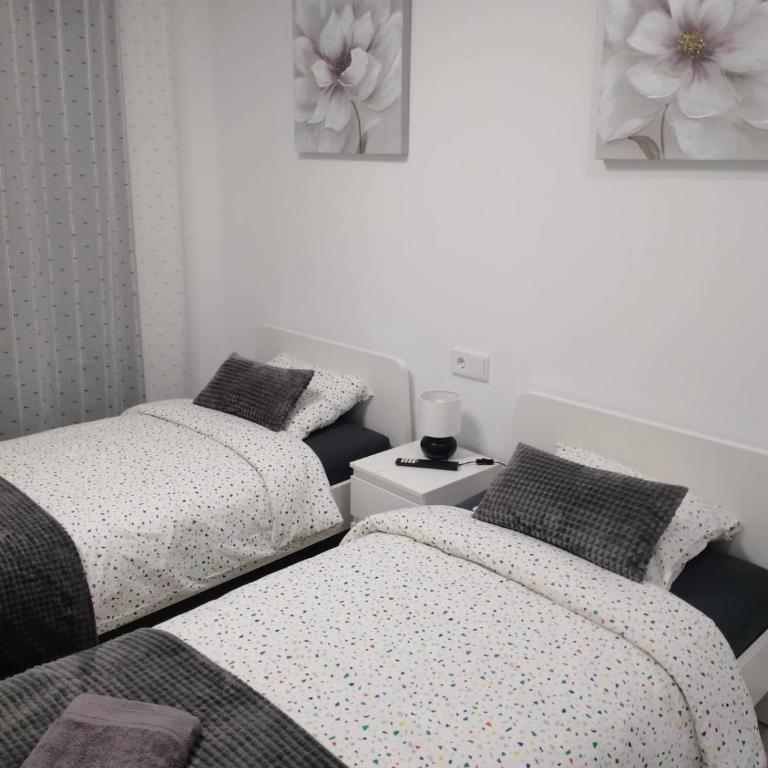 Iconic Zuza - Two-Bedroom Apartment - 23