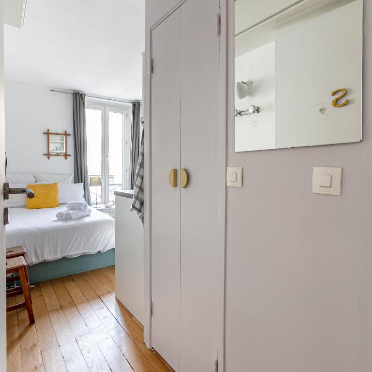 Paris Rooftop Views Cosy 2 Bedroom Stay Central - Chambre Triple - 29