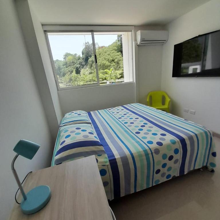 Agradable y confortable apto vacacional en Santa Fé de Antioquia-Colombia dentro de condominio con piscina, tobogán, zonas recreativas, jardines y espectacular vista - Apartamento de 2 dormitorios - 29
