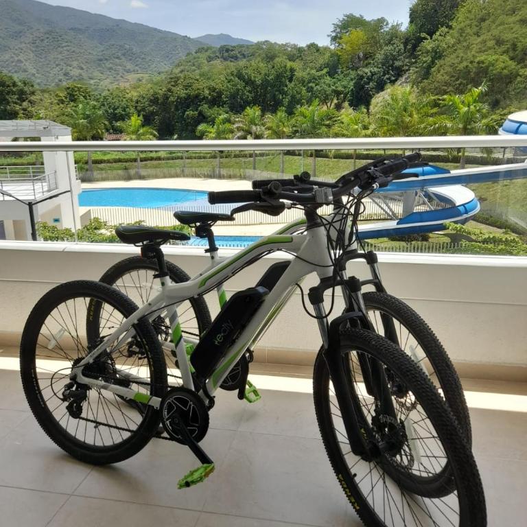 Agradable y confortable apto vacacional en Santa Fé de Antioquia-Colombia dentro de condominio con piscina, tobogán, zonas recreativas, jardines y espectacular vista - Apartamento de 2 dormitorios - 19