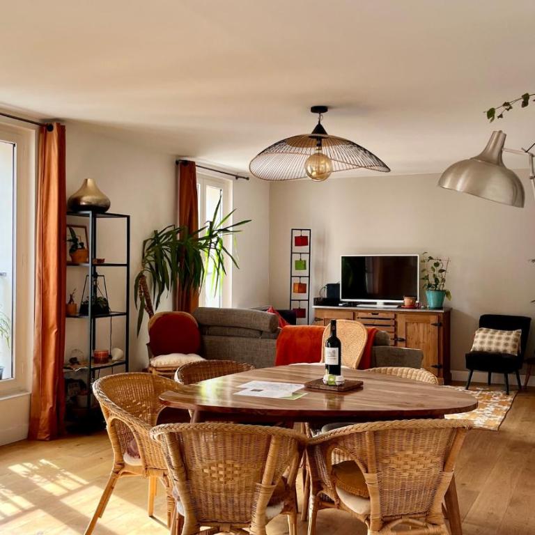 Large, quiet, family-friendly top floor duplex - Appartement - 7