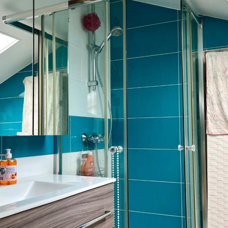 Large, quiet, family-friendly top floor duplex - Appartement - 35