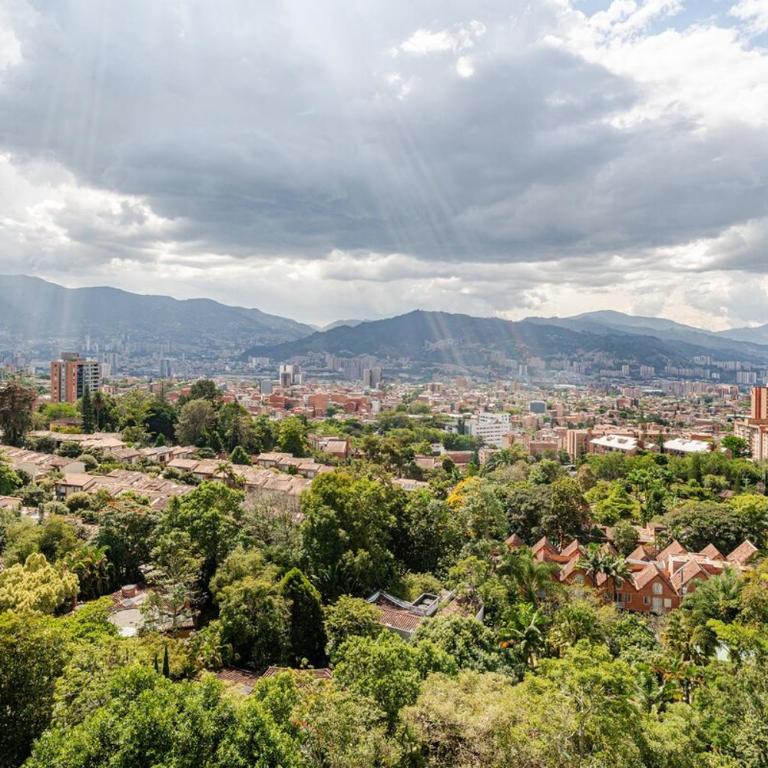 City views Air-conditioning Heated pool - Apartamento de 3 dormitorios - 22