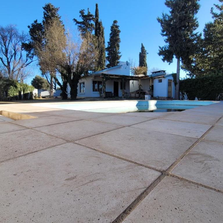 Casa con piscina privada y parque - Casa de 2 dormitorios - 2