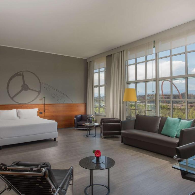 NH Torino Lingotto Congress - Suite - 1