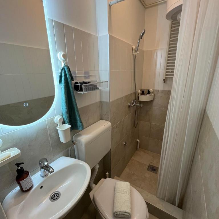 SKY NEST - Small Studio, Grand View - One-Bedroom Apartment - 4