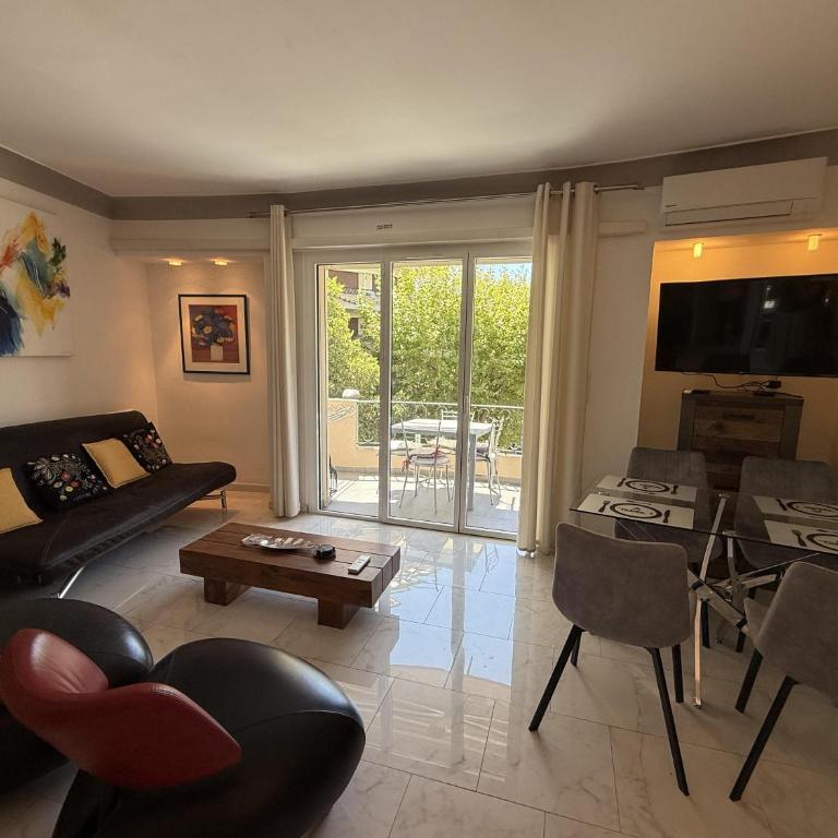 2 BR Apartment in the center of Cannes - 2305 - Appartement 2 Chambres - 1