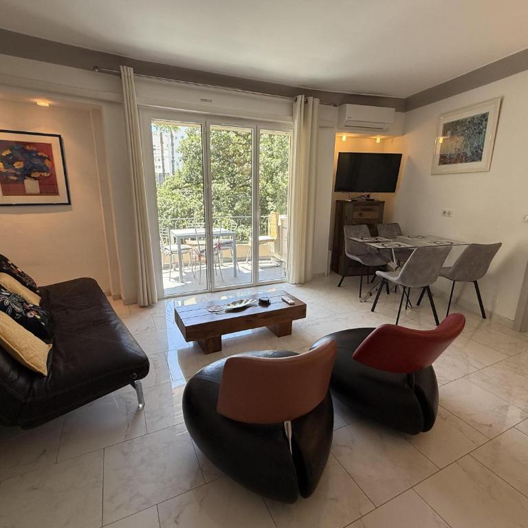 2 BR Apartment in the center of Cannes - 2305 - Appartement 2 Chambres - 2
