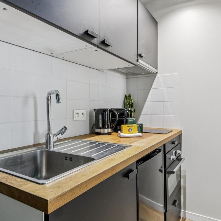 City Center l 15min from Eiffel Tower by Car - Superior Apartment mit 1 Schlafzimmer - 11