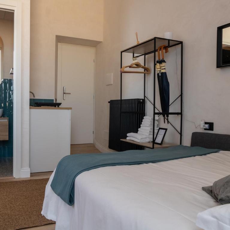 Cunabu Apartments - Camera Matrimoniale Deluxe con 1 Letto Supplementare - 2