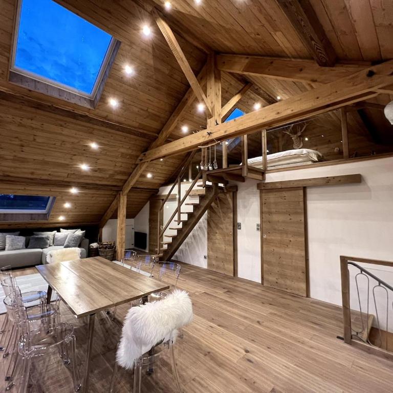 Splendide appartement style chalet classé 4 étoiles, terrasse face à la montagne - Three-Bedroom Apartment - 5