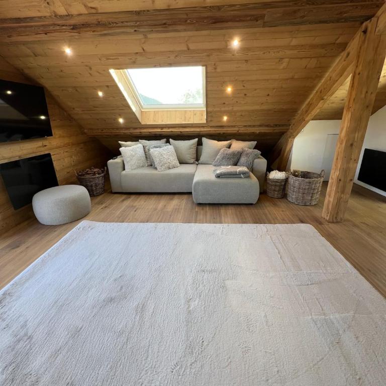 Splendide appartement style chalet classé 4 étoiles, terrasse face à la montagne - Three-Bedroom Apartment - 8