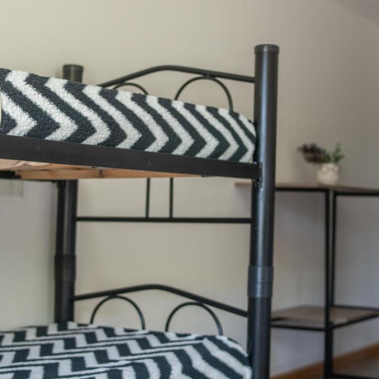 Hostel Casa del Viajero 2 - Habitación compartida femenina - 6 camas - 8