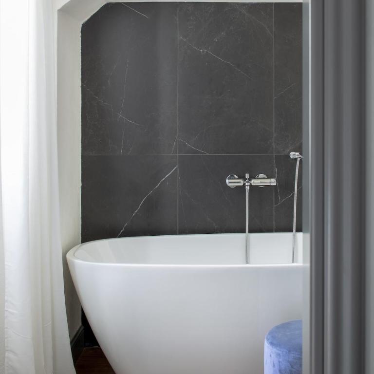 BRAND NEW - Luxury 4 bedroom and 4 bathroom at Duomo - Appartamento - 43