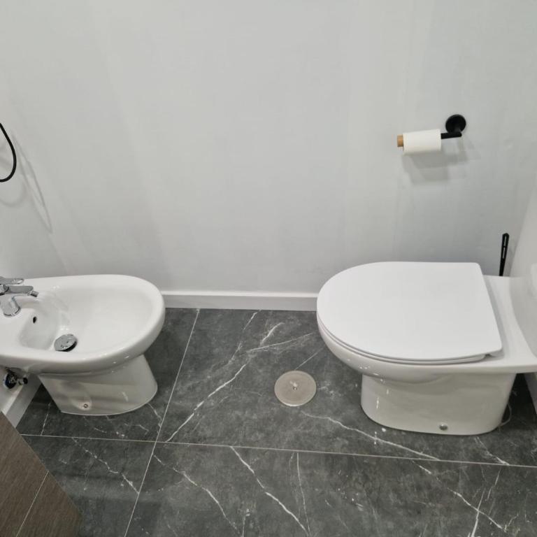 Apartamento primera linea junto al puerto - Apartamento de 2 dormitorios - 16