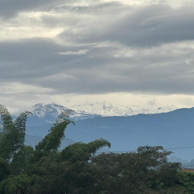 Hospedaje Avitor - Habitación Doble con balcón - 2 camas - 5