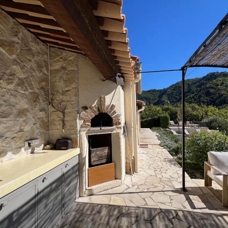 Côte 'd Azur - BEAUTIFUL VILLA WITH PRIVATE POOL - Villa - 31