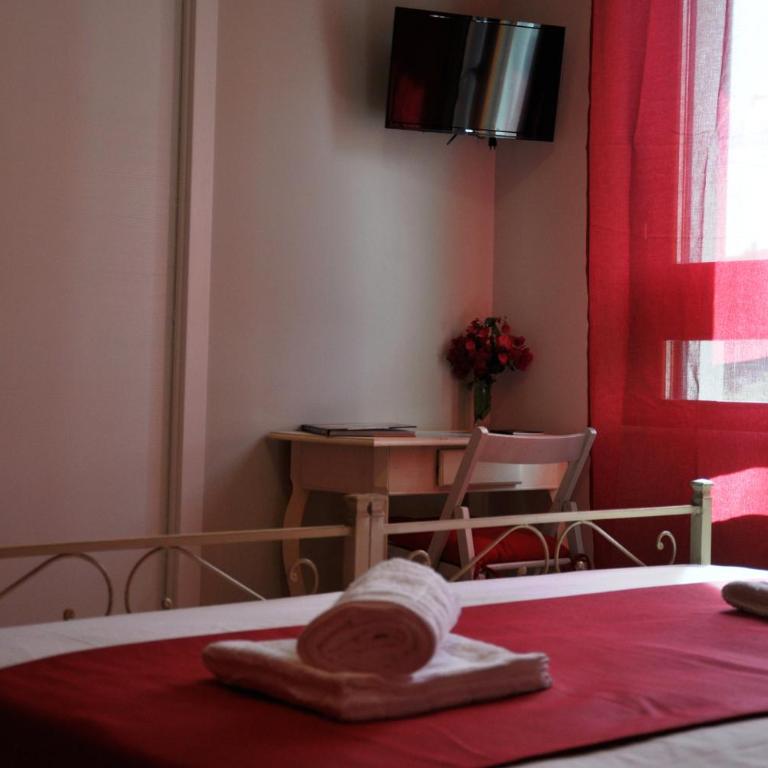 Marcella House - Suites near the beach - Ampia Camera Matrimoniale - 4
