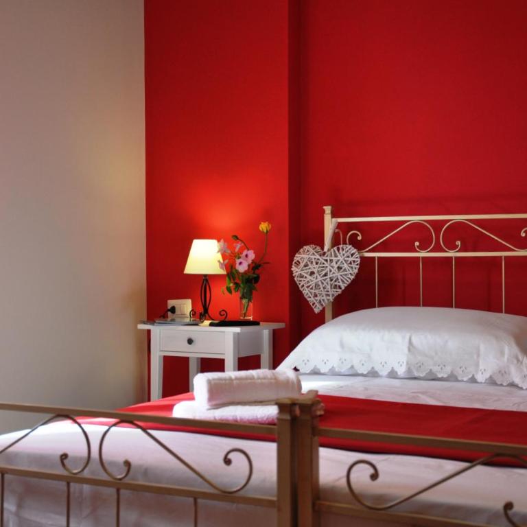 Marcella House - Suites near the beach - Ampia Camera Matrimoniale - 3