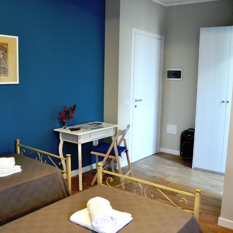 Marcella House - Suites near the beach - Ampia Camera Matrimoniale/Doppia con Letti Singoli - 6