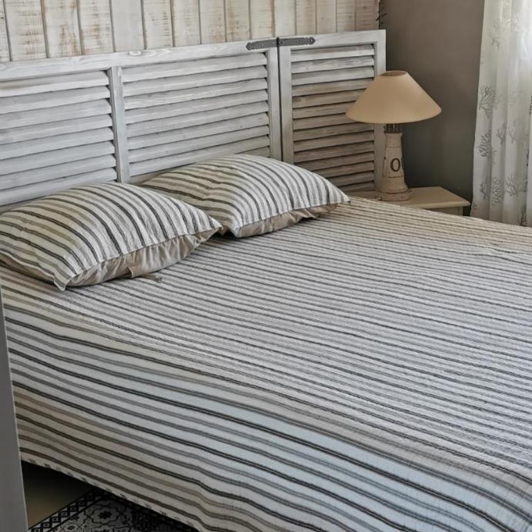 ARCACHON APPARTEMENT FACE PLAGE 5 pers Wi-Fi Parking Linge de maison gratuit 1chambre parentale 1cabine lits superposés 1 canapé lit - Two-Bedroom Apartment - 16