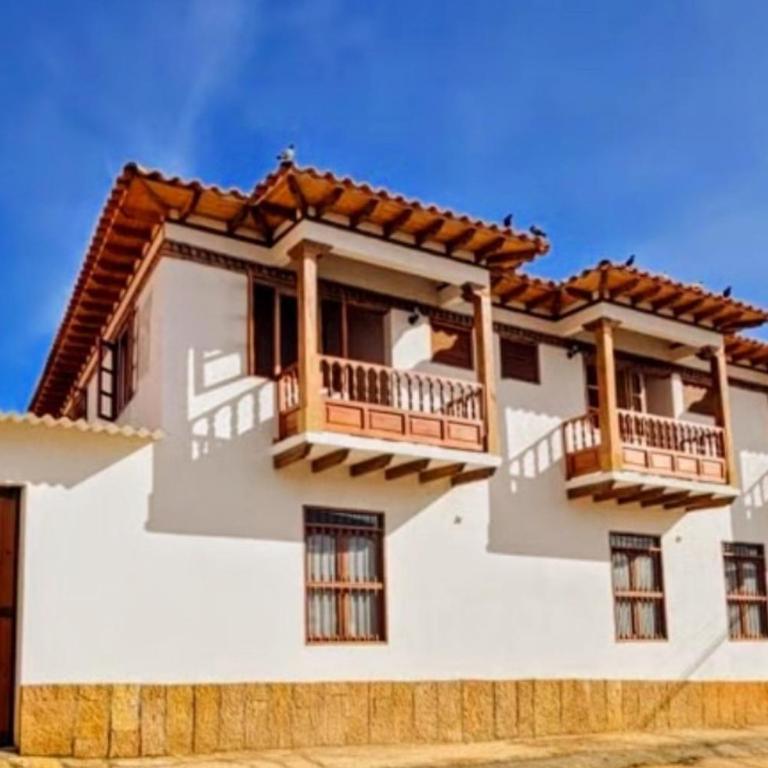 Hostal Villa de Leyva - Family Suite with Balcony - 3