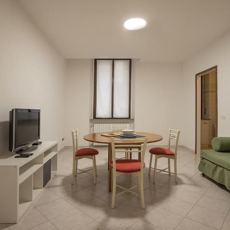 Lovely Apartment Milan - Apartamento de 2 dormitorios - 10