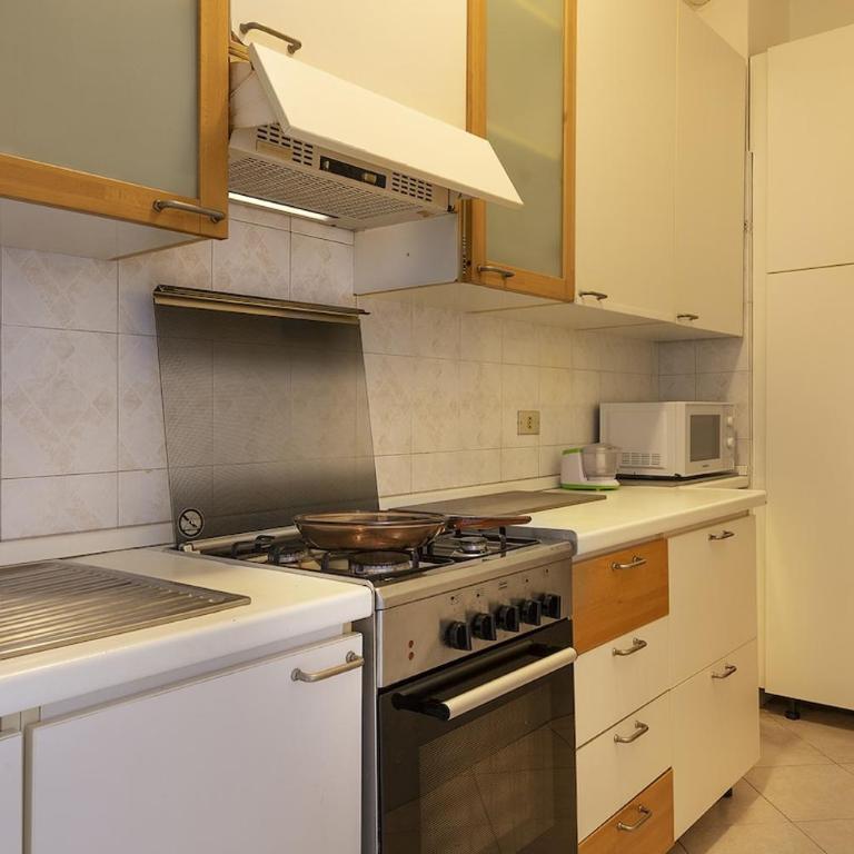 Lovely Apartment Milan - Apartamento de 2 dormitorios - 13