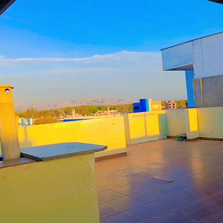 Departamento con cochera - Condominio Las Flores - Two-Bedroom Apartment - 14