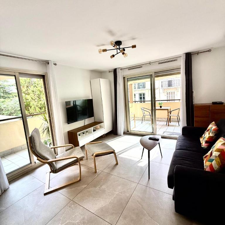 Appartement cosy avec terrasse, proche plages & Palais - Appartement 1 Chambre - 1