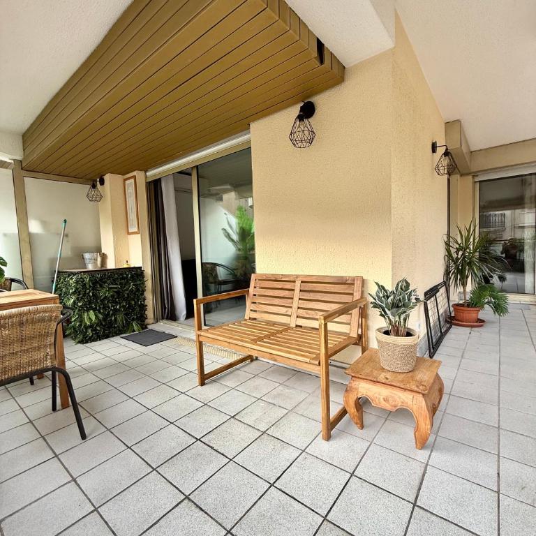 Appartement cosy avec terrasse, proche plages & Palais - Appartement 1 Chambre - 12