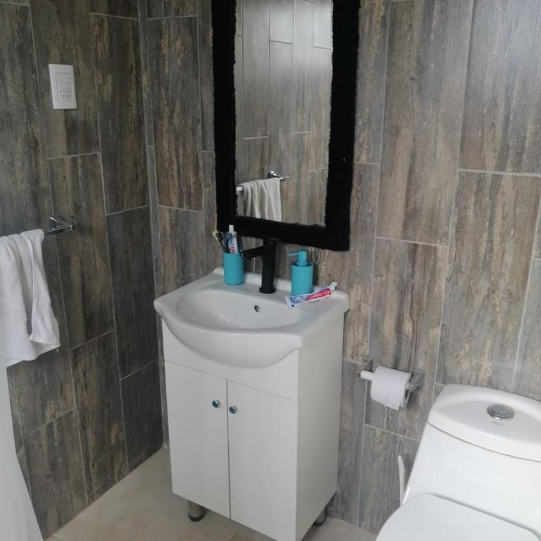Hermosa casa BOSQUE PLAYA - Four-Bedroom House - 4