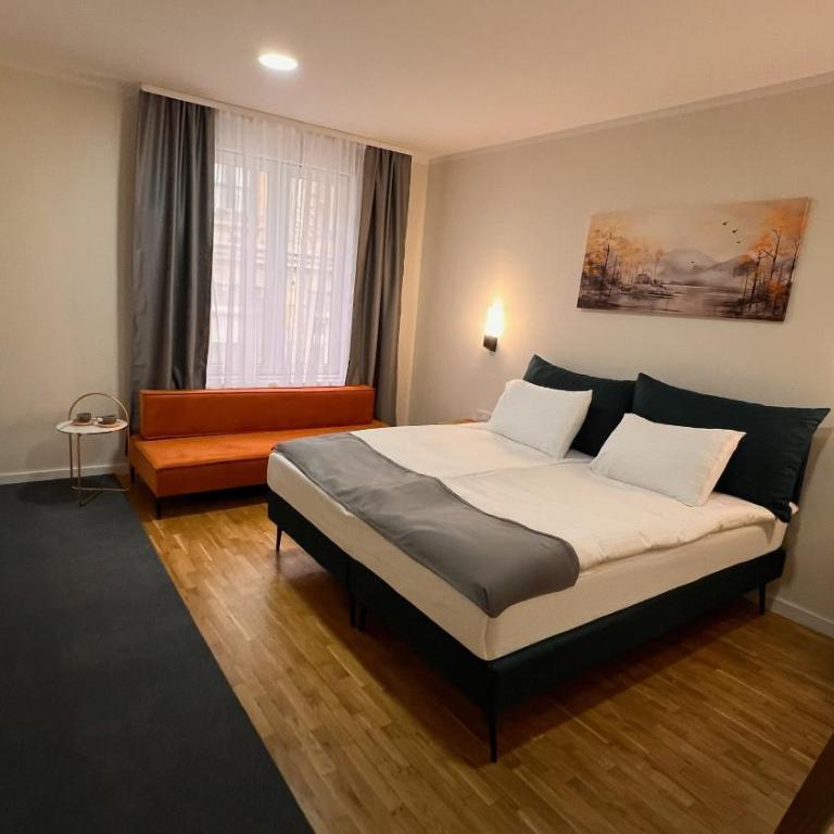 Eda7 Boutique Rooms - Deluxe Double or Twin Room - 3