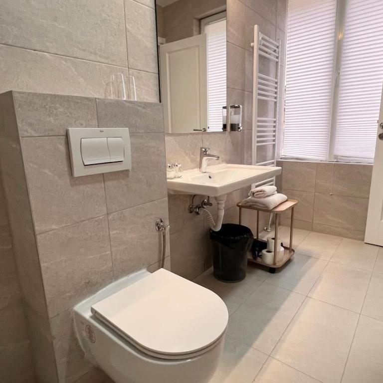 Eda7 Boutique Rooms - Deluxe Double or Twin Room - 20