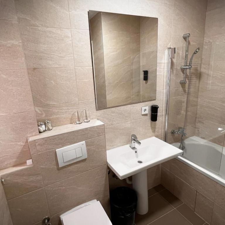 Eda7 Boutique Rooms - Deluxe Double or Twin Room - 16
