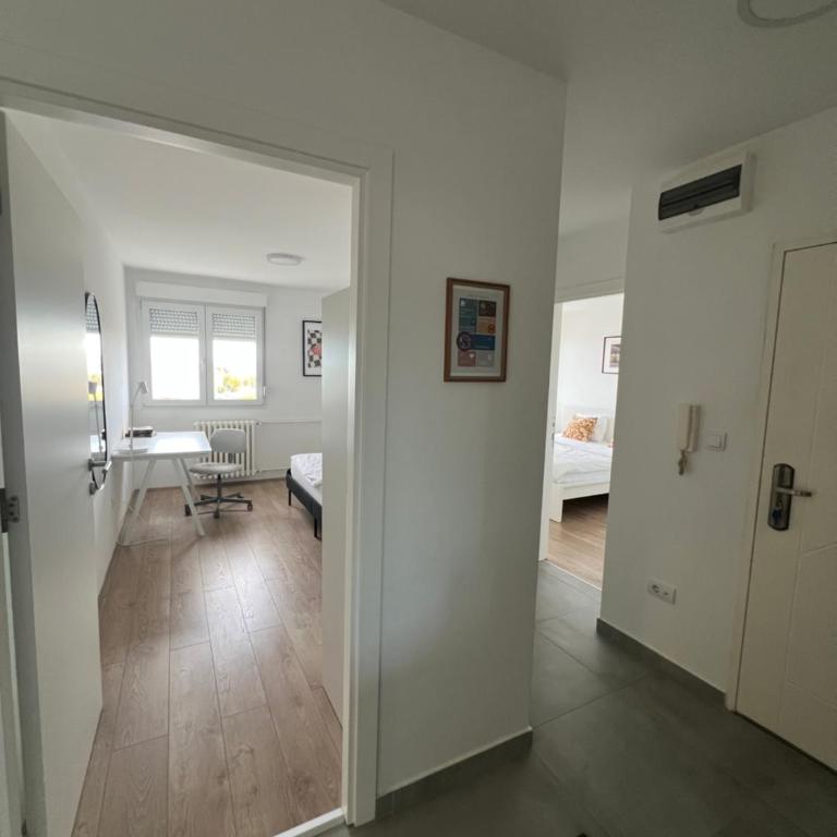Sassy - Two-Bedroom Apartment - 5