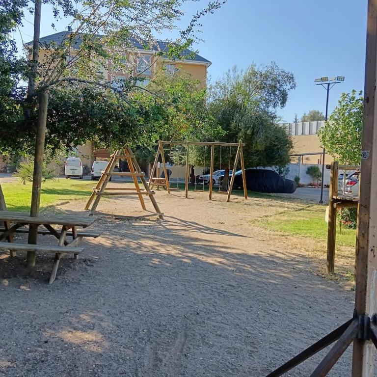 Departamento céntrico muy tranquilo con estacionamiento y guardias tiempo completo - Apartamento - 10