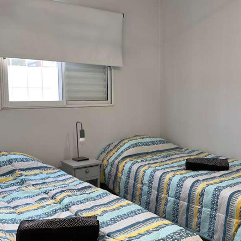 Duplex completo en area residencial - Apartamento de 2 dormitorios - 2