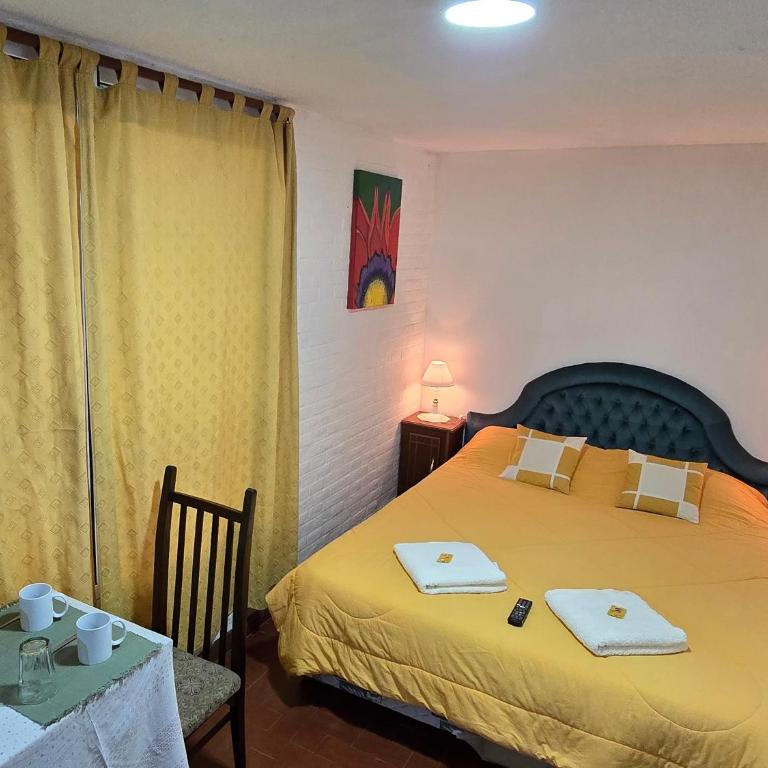 PRINGLES 1740 Ámbar - Habitación Doble - 1 o 2 camas - 1