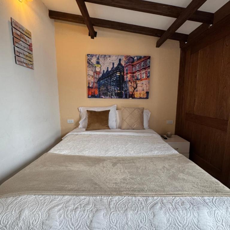 Apartamento PUERTA DE LA VILLA - Habitación Triple Confort con ducha - 11