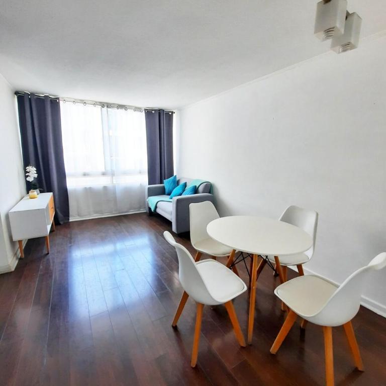 Large apartment within walking distance of Metro Toesca - Apartamento de 1 dormitorio - 1