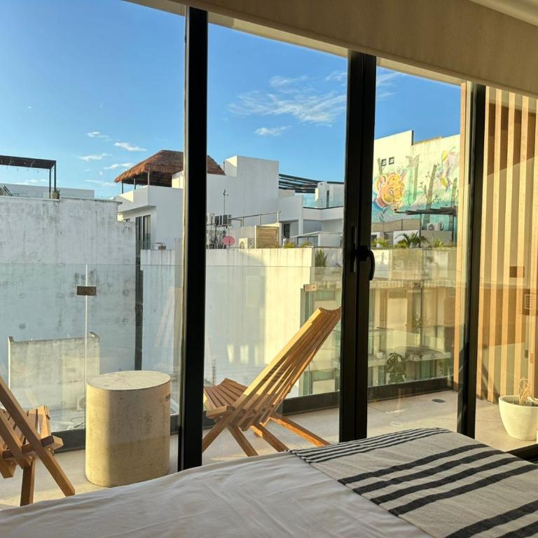 Zuhause Apartments 5th AV - Deluxe King Studio - 2