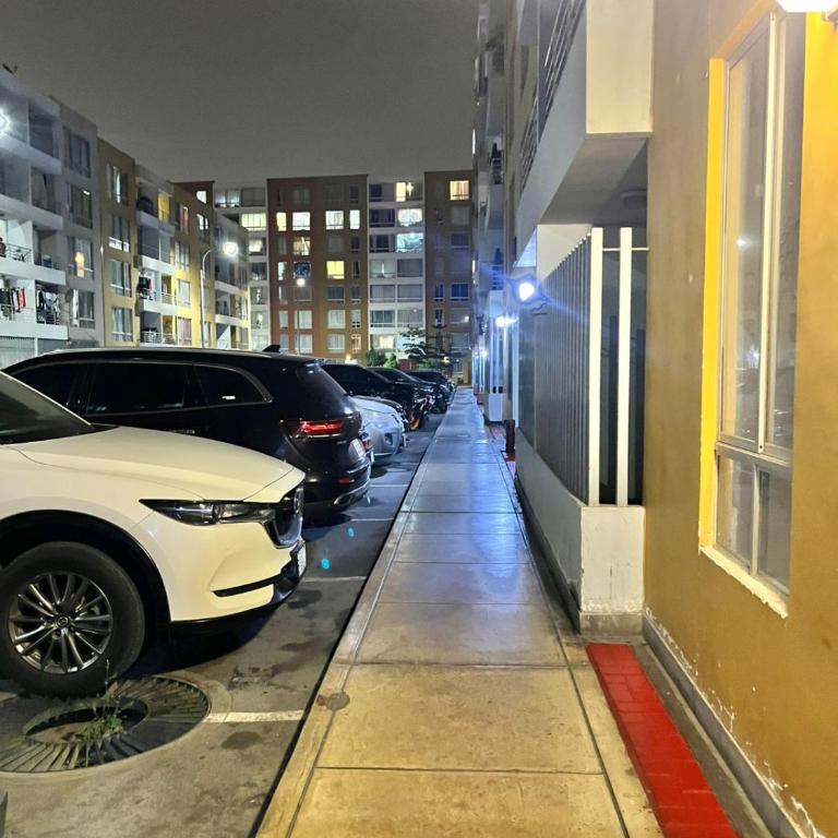 bonito departamento cerca al Aeropuerto Jorge Chávez - Two-Bedroom Apartment - 27