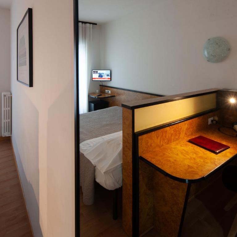 CityHotel Cristina Vicenza - Small Double Room - 2