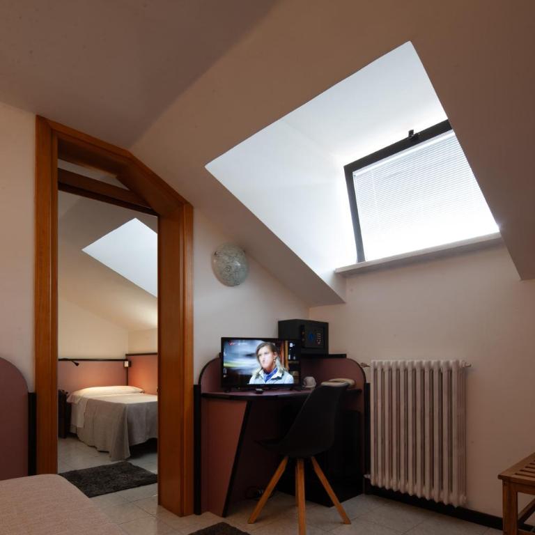 CityHotel Cristina Vicenza - Quadruple Room - Attic - 2